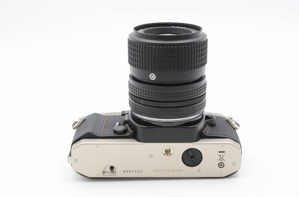 Nikon FM10 Digital SLR Camera Kit with Housing and AI Lens 35-70 mm F/3.5-4.8 Silver