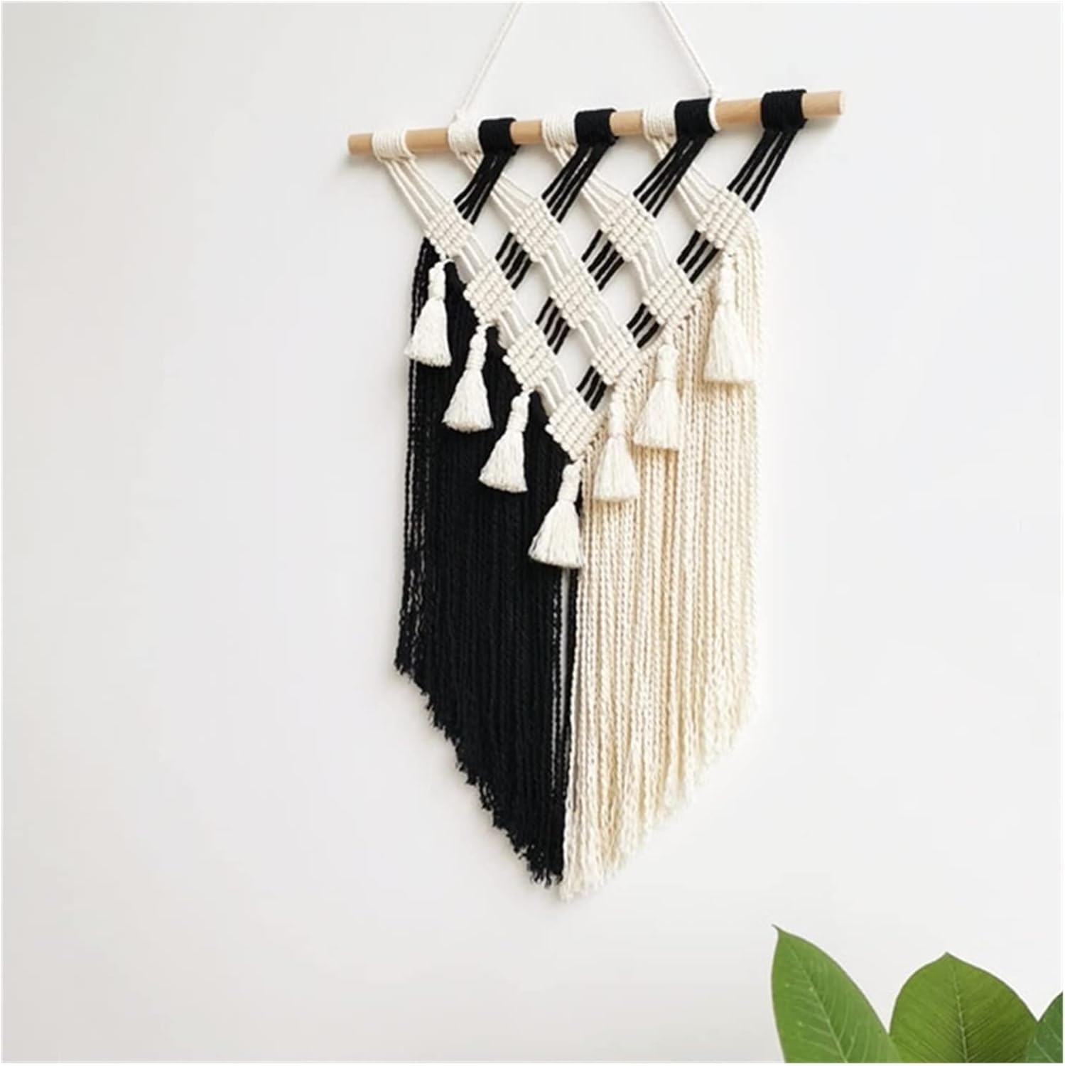 Tapestry Tassel Tapestry Macrame Wall Hanging Bohemian Hand Knotted Rope Home Decorations Black and White Color (OneColor 35x52cm)