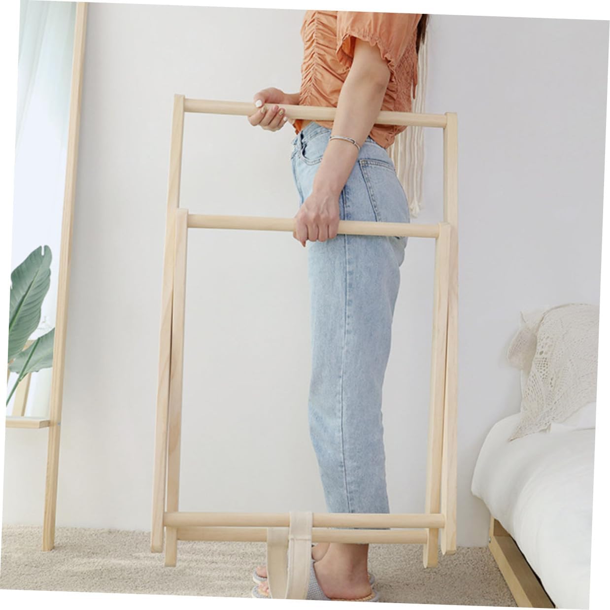 FOMIYES Wood Clothes Storage Rack with Coat Hanging Stand, Solid Wood Freestanding Garment Rack for Bedroom Entryway, Practical Clothes Organizer with Shelf