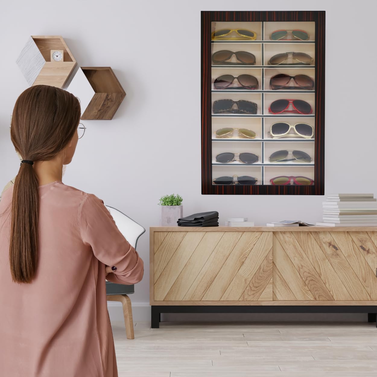 TIMELYBUYS Large Eyeglass Sunglass Glasses Display Case Storage Box Organizer