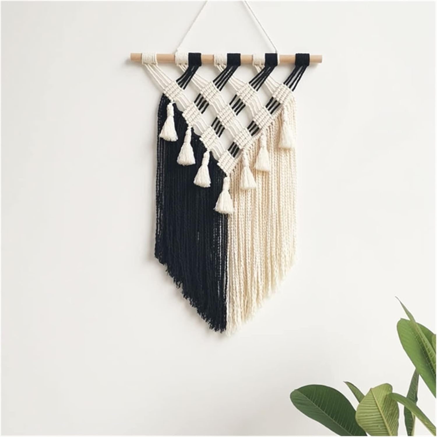 Tapestry Tassel Tapestry Macrame Wall Hanging Bohemian Hand Knotted Rope Home Decorations Black and White Color (OneColor 35x52cm)