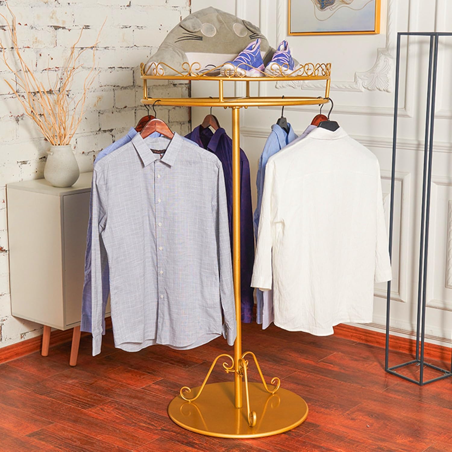 Round Clothing Rack, 360° Rotation Garment Rack for Hanging Clothes, 2-Tier Clothes Rack Dress Up Rack, Metal Clothes Display Racks Retail Clothing Rack, Gold