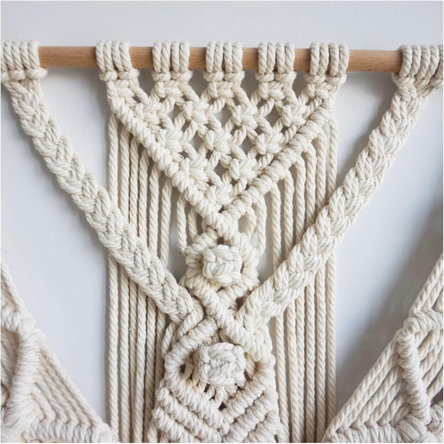 Woven wall hanging, Wall Tapestry Macrame Wall Hanging Large Boho Decor Cotton Woven Macrame Wall Hanging for Wedding Decoration Handmade with Tassel