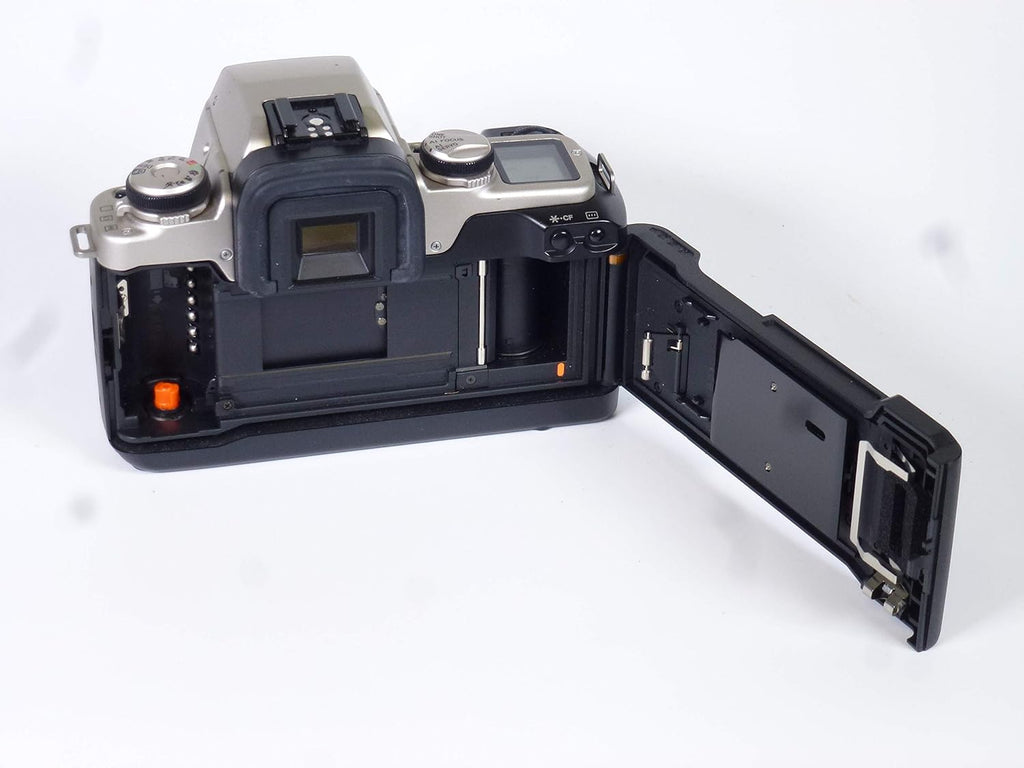 Canon EOS Elan II 35mm SLR Film Camera (Body Only) Takes EF AF Mount Lenses. Built in flash. (Renewed)