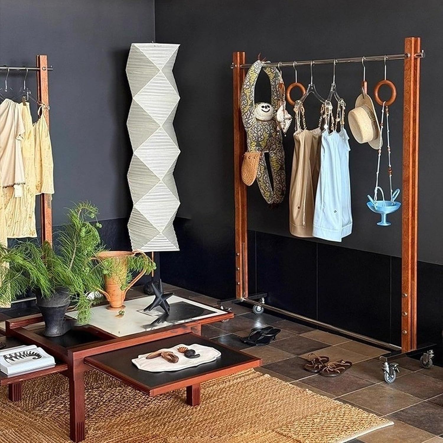 Multi-Functional Clothes Rack, Clothes Rack with Wheels, Heavy-Duty Garment Rack with Extendable Hanging Rod, Clothing Rack for Hanging Clothes, All Metal(L1.5mxH1.7M)