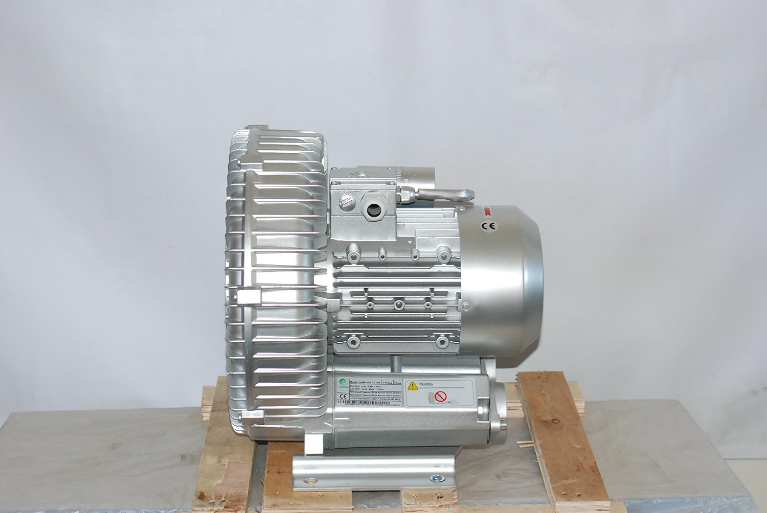 2.3 Hp Regenerative Blower 220V-240V/1Phase,182CFM, 76'H2O press. Goorui-USA GHBH 002 12 1R6