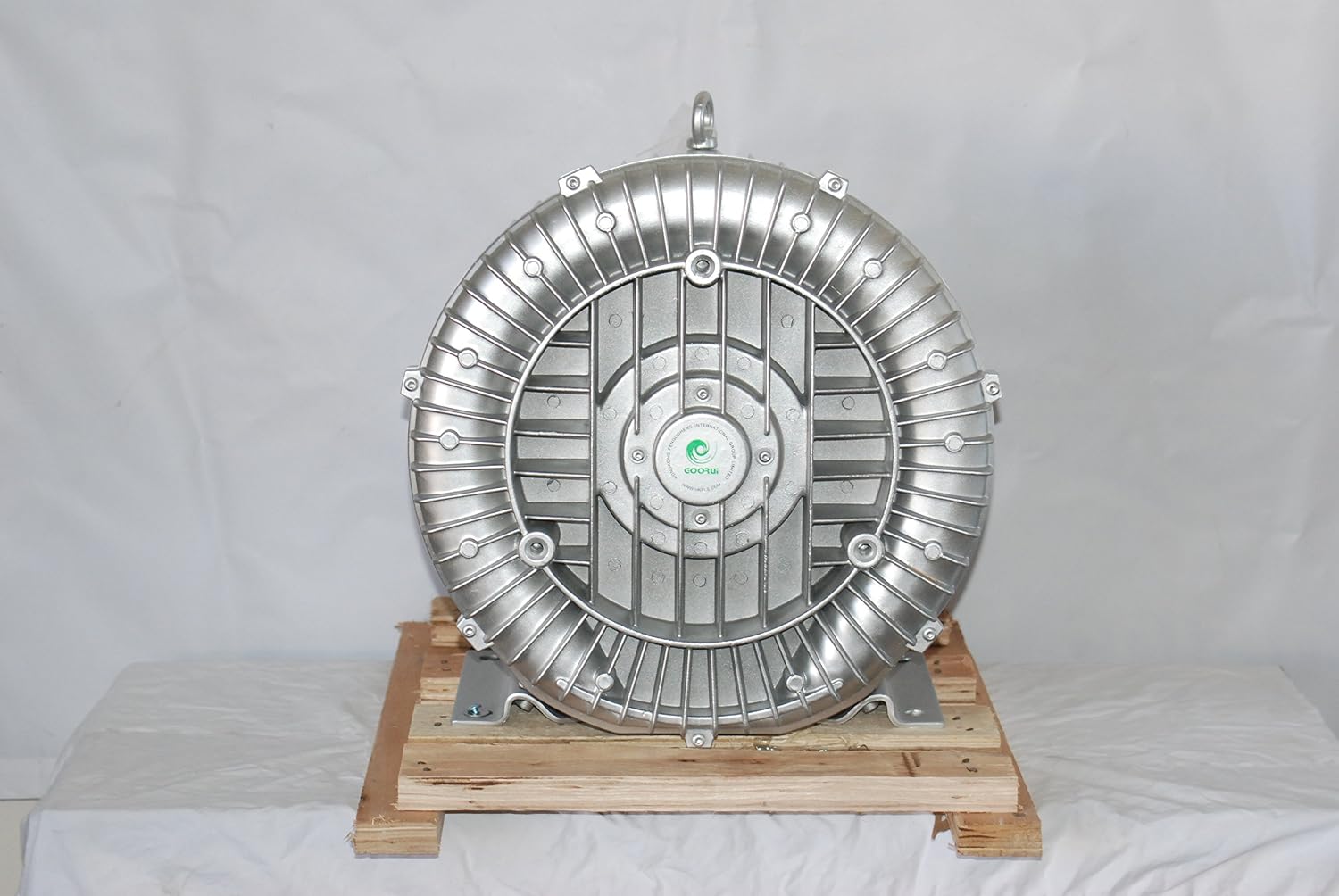 2.8 Hp Regenerative Blower 220V-480V,/3Phase, 221CFM, 60'H2O Press. Goorui-USA GHBH 002 34 1R7