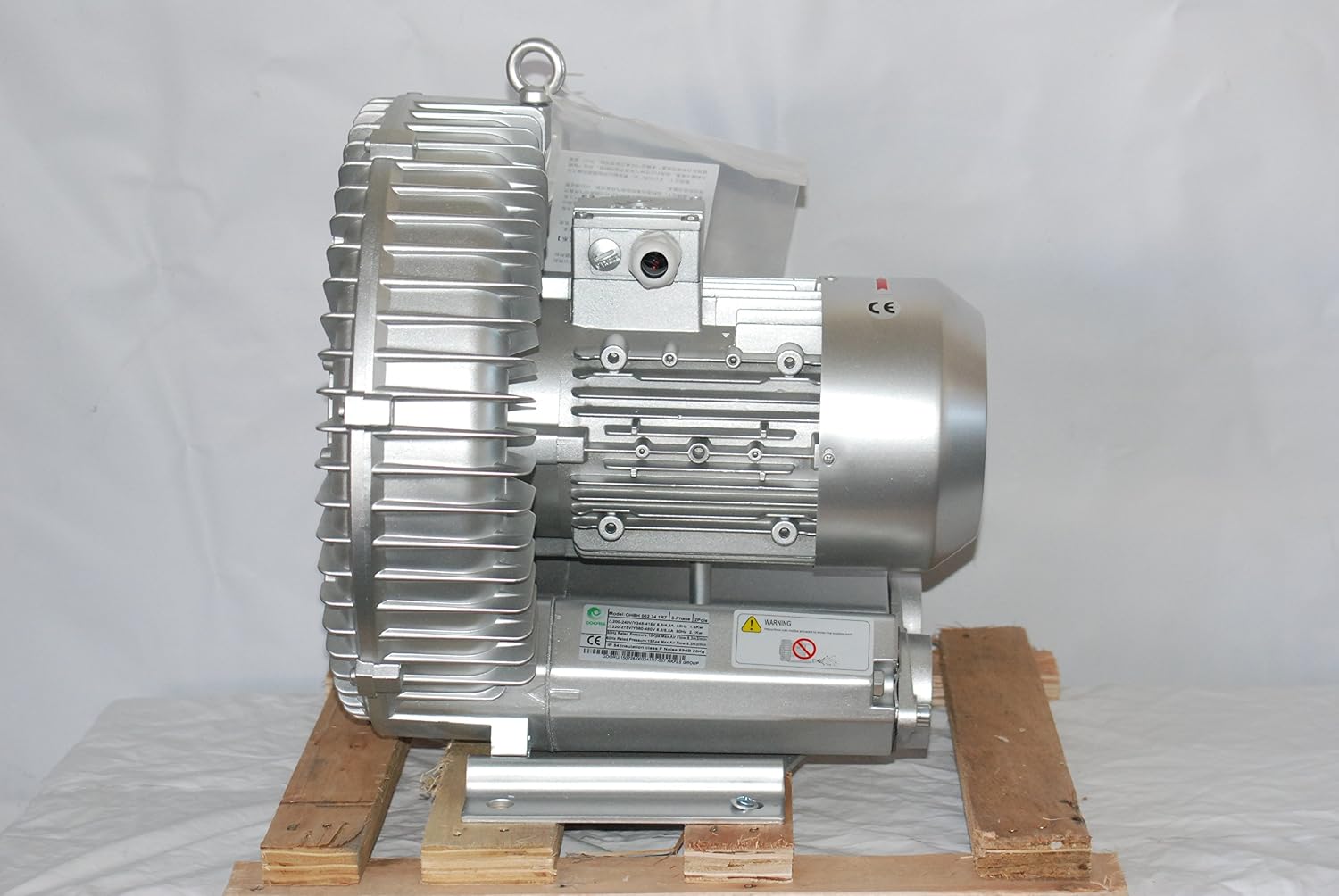 2.8 Hp Regenerative Blower 220V-480V,/3Phase, 221CFM, 60'H2O Press. Goorui-USA GHBH 002 34 1R7