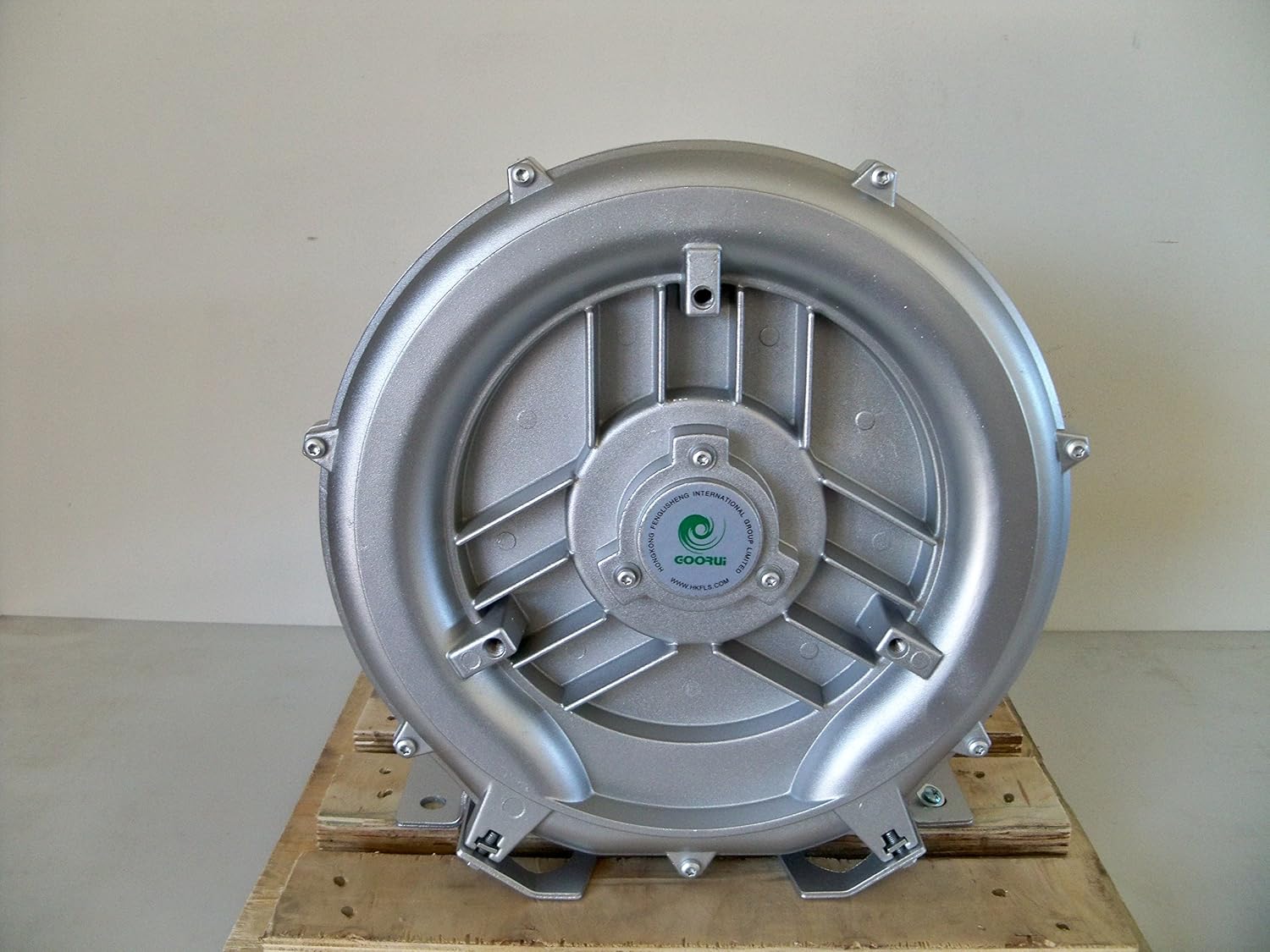 3.4 Hp Regenerative Blower 220V-480V/3Phase, 150 CFM, 116'H2O Max Press. Goorui-USA GHBH 003 34 1R5