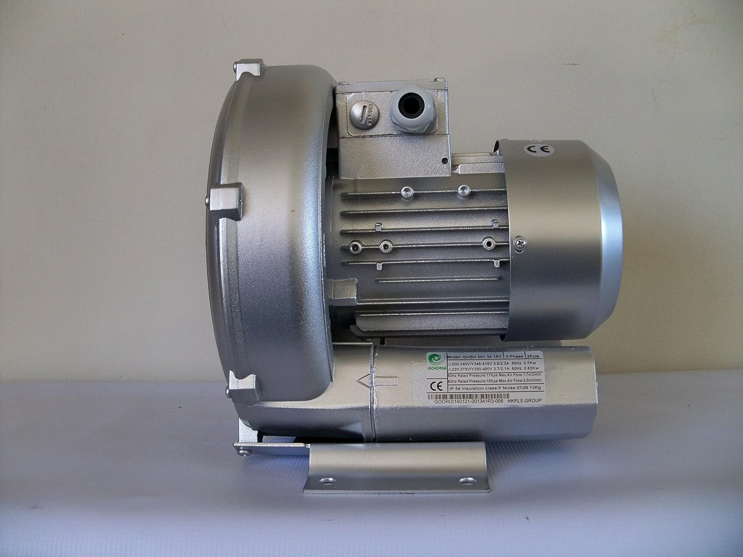 1.1 Hp Regenerative Blower 220V-480V/3Ph, 70 Cfm, 56'H2O max Press, Goorui-USA GHBH 001 34 1R3